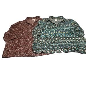 Catherine's 2X (22/24) Lot of 2 Lightweight Tunics Button Star/Geoemetric Print